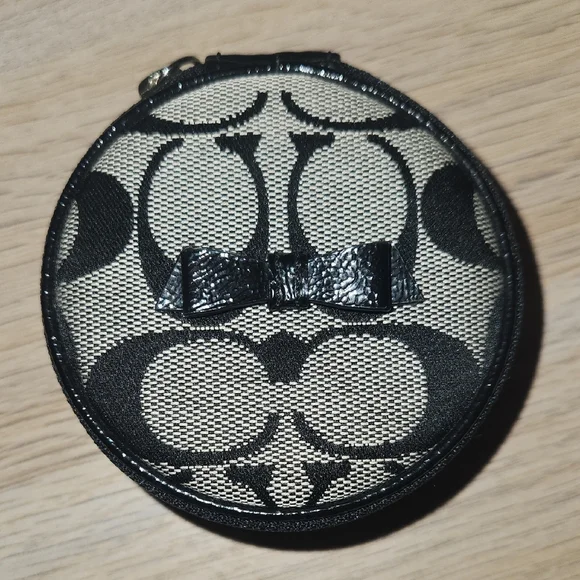 Coach Small Jewelry Case - Picture 5 of 7